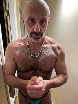 Snapshot of DaddySnowXX chatting on 3, 3, 2025 DaddySnowXX online show from 3, 3, 2025