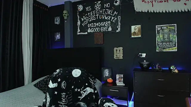 Snapshot of Goddess_Mortem chatting on 8, 3, 2025 Goddess Mortem online show from 8, 3, 2025