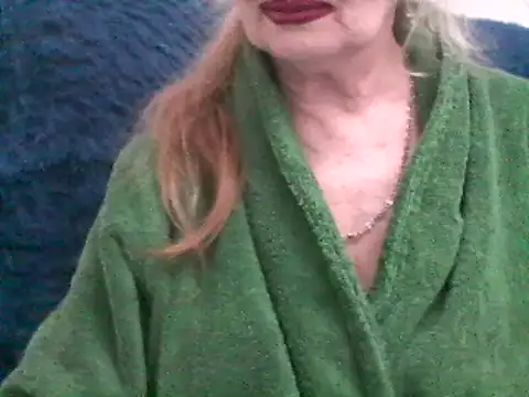 CarlyTreat online show from 19, 2, 2025