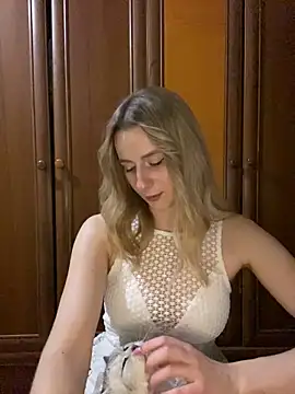 Snapshot of Ameli_Li chatting on 2, 12, 2024 Ameli Li online show from 2, 12, 2024