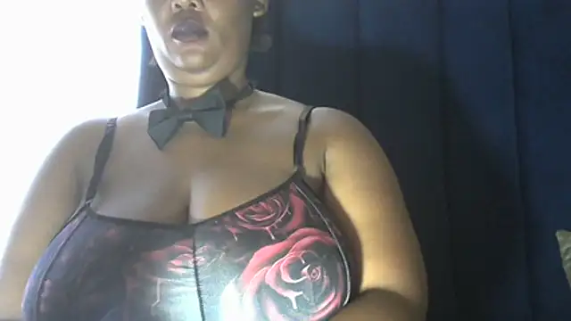 NippleMilkXx online show from 28, 3, 2026