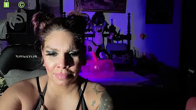 Snapshot of MadisonJayde chatting on 25, 4, 2026 MadisonJayde online show from 25, 4, 2026