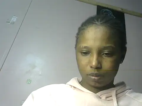 Snapshot of SweetWhisper chatting on 9, 11, 2025 SweetWhisper online show from 9, 11, 2025