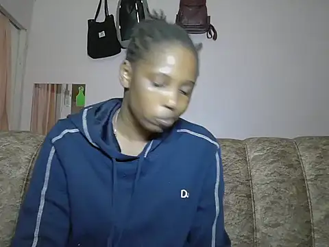 SweetWhisper online show from 21, 12, 2025