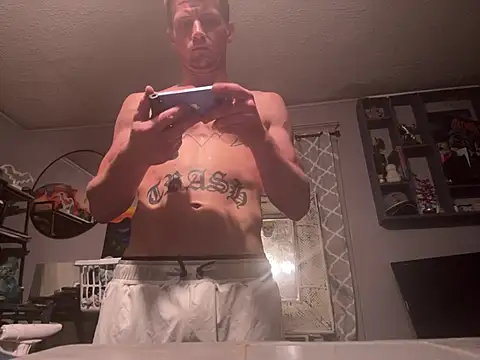 Snapshot of trash4cash chatting on 24, 5, 2026 trash4cash online show from 24, 5, 2026