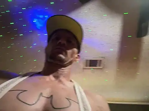 Snapshot of trash4cash chatting on 15, 7, 2026 trash4cash online show from 15, 7, 2026