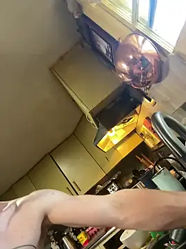 trash4cash online show from 10, 4, 2026