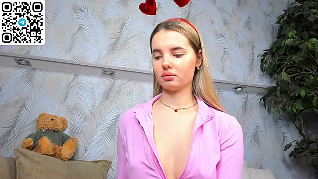 Erika Carpenter online show from 13, 2, 2026