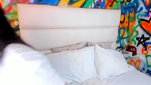 Liana Bernocchi online show from 20, 11, 2025