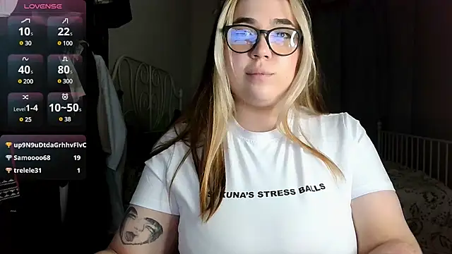 Roxy Sakura online show from 16, 3, 2025