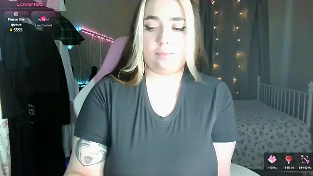 Roxy Sakura online show from 29, 1, 2025