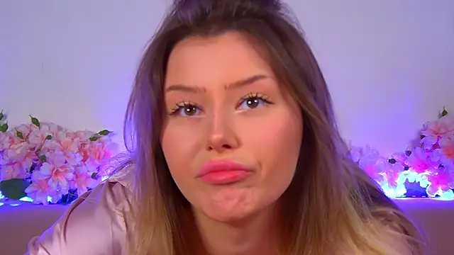 LiliaBianka online show from 18, 2, 2025