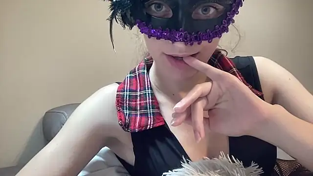 lexihot0000 online show from 8, 11, 2025