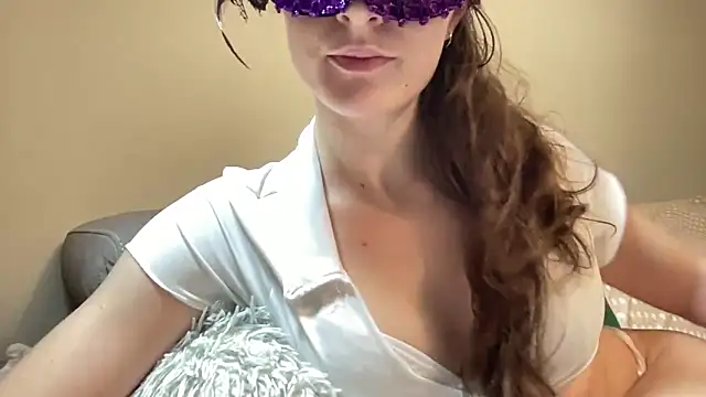 lexihot0000 online show from 2, 12, 2025