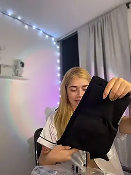 JoselinFlower  online show from 17, 3, 2026