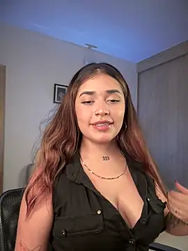 Snapshot of JoselinFlower_ chatting on 18, 3, 2025 JoselinFlower online show from 18, 3, 2025