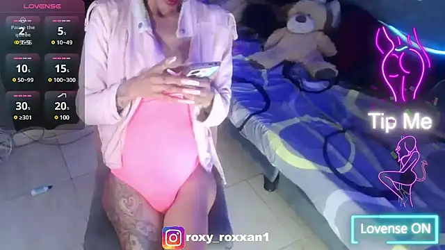 roxy roxxan online show from 17, 3, 2025