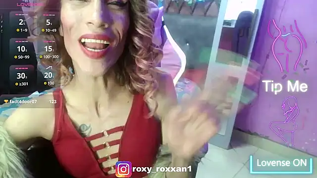 roxy roxxan online show from 23, 3, 2025