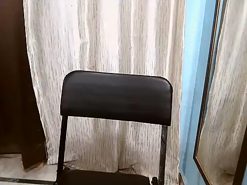 Mayra baby online show from 15, 4, 2026