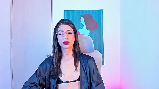 sofiaa grey  online show from 18, 4, 2026