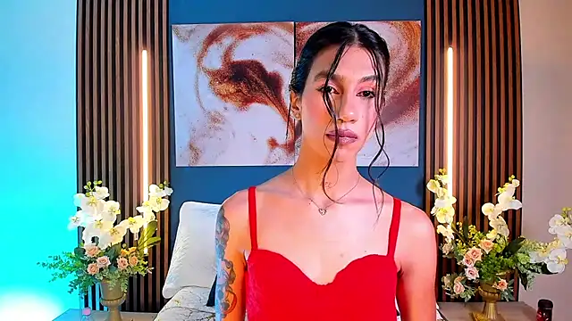 sofiaa grey  online show from 2, 3, 2025