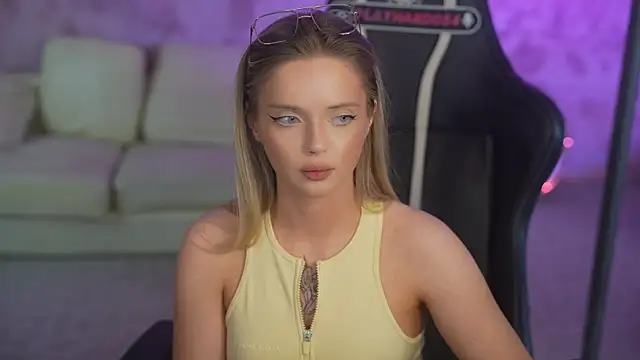 Snapshot of Cassy-Celestial_ chatting on 9, 5, 2026 Cassy-Celestial online show from 9, 5, 2026