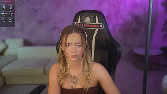 Snapshot of Cassy-Celestial_ chatting on 26, 5, 2026 Cassy-Celestial online show from 26, 5, 2026