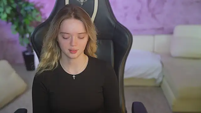 Cassy-Celestial  online show from 3, 10, 2025