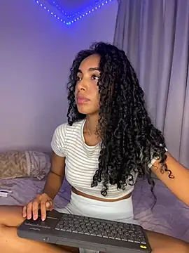 nicoleebony1 online show from 14, 3, 2025