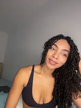 Snapshot of nicoleebony1 chatting on 4, 5, 2026 nicoleebony1 online show from 4, 5, 2026