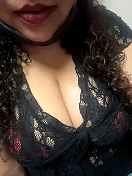 Snehameowwxh online show from 15, 11, 2025