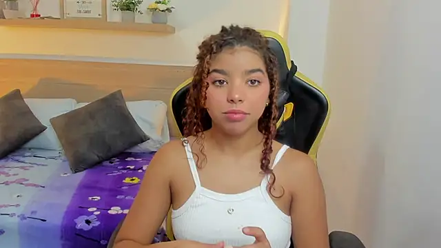 Snapshot of aurora_rodriguez chatting on 23, 1, 2025 aurora rodriguez online show from 23, 1, 2025