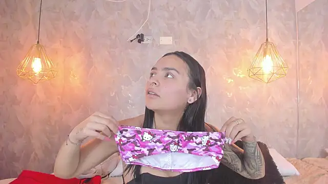 leigh-angels online show from 17, 7, 2026