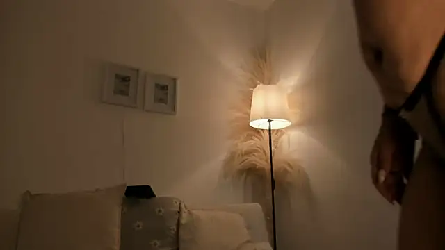 Snapshot of iara_martinez chatting on 13, 3, 2026 iara martinez online show from 13, 3, 2026