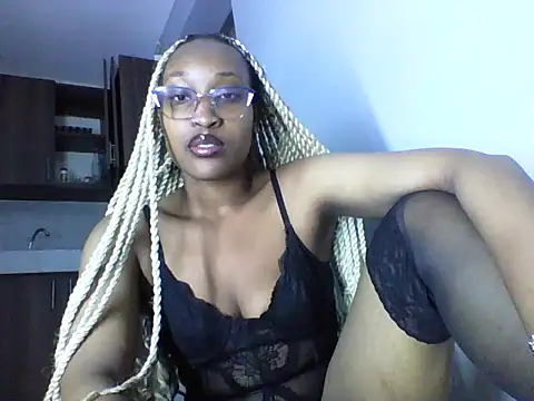 Snapshot of Sexy_briellah chatting on 1, 10, 2025 Sexy briellah online show from 1, 10, 2025