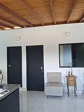 Juliietha servas online show from 16, 3, 2026