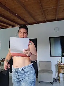 Snapshot of Juliietha_servas chatting on 23, 4, 2026 Juliietha servas online show from 23, 4, 2026