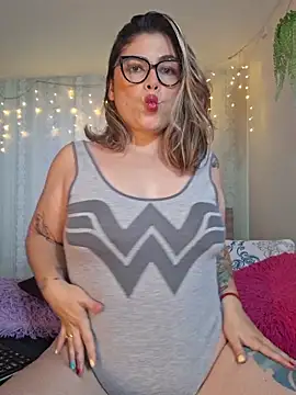 Snapshot of Juliietha_servas chatting on 7, 6, 2026 Juliietha servas online show from 7, 6, 2026