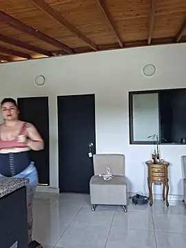 Juliietha servas online show from 25, 6, 2026