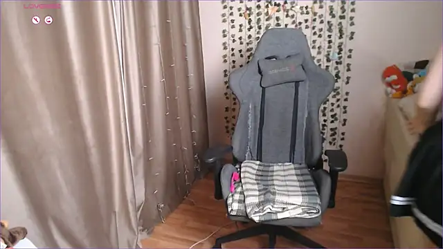 MargoFoxy online show from 27, 7, 2026