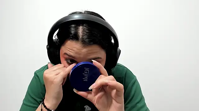 cami-01 online show from 4, 12, 2025