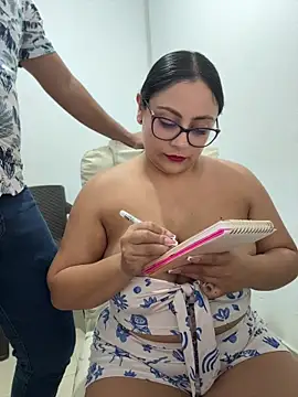 Snapshot of Sol_biglips chatting on 7, 6, 2026 Sol biglips online show from 7, 6, 2026