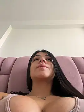 SophiaKarson online show from 5, 1, 2025