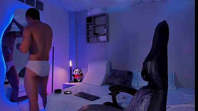 Snapshot of MarcoSullivan chatting on 18, 10, 2025 MarcoSullivan online show from 18, 10, 2025