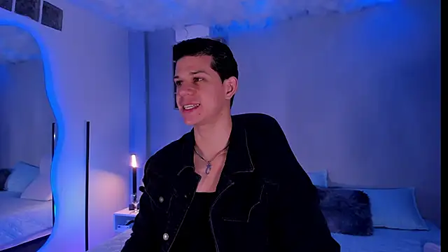 Snapshot of MarcoSullivan chatting on 23, 10, 2025 MarcoSullivan online show from 23, 10, 2025