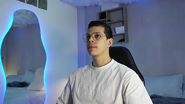 MarcoSullivan online show from 7, 4, 2026