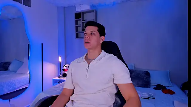 Snapshot of MarcoSullivan chatting on 24, 10, 2025 MarcoSullivan online show from 24, 10, 2025