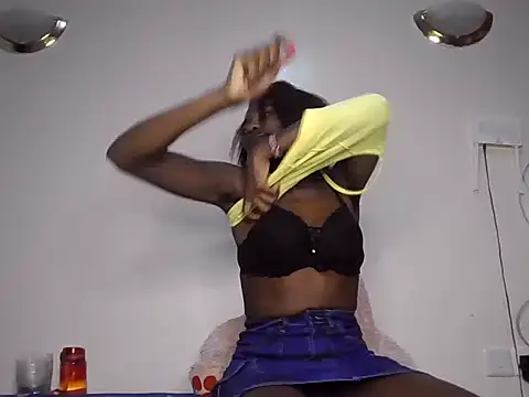 Snapshot of Nasty_sonnie chatting on 9, 11, 2025 Nasty sonnie online show from 9, 11, 2025