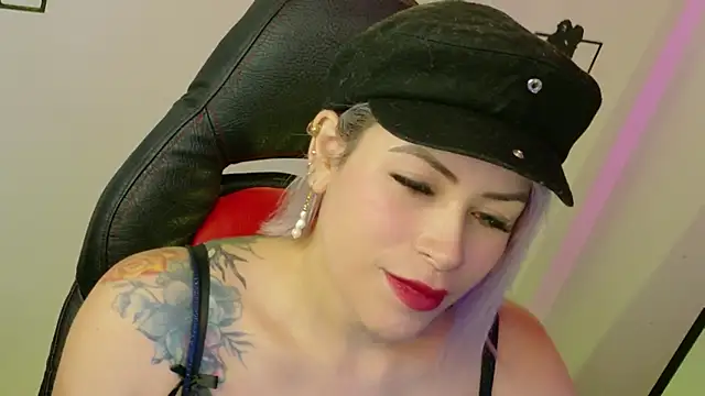 Natalia Montoya online show from 7, 4, 2026