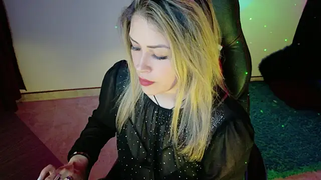 Natalia Montoya online show from 27, 10, 2025